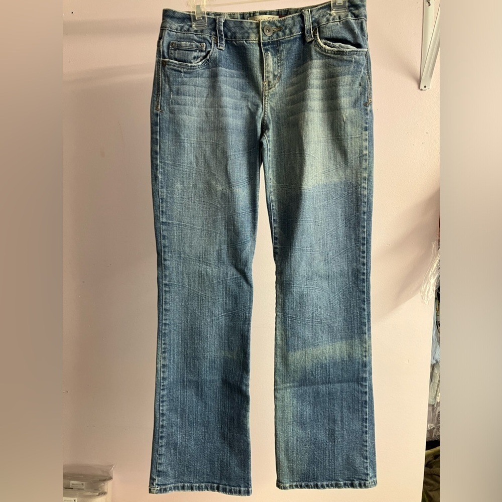 Aeropostale Chelsea Boot Cut Women’s Jeans, Size 9/10 Regular, Washed/Faded
